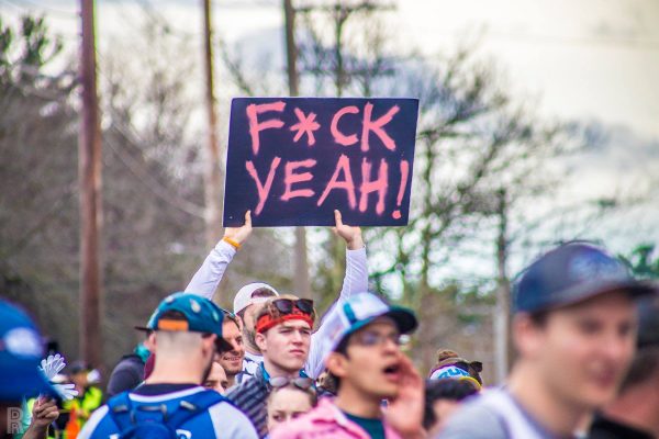 Cheering on Marathoners